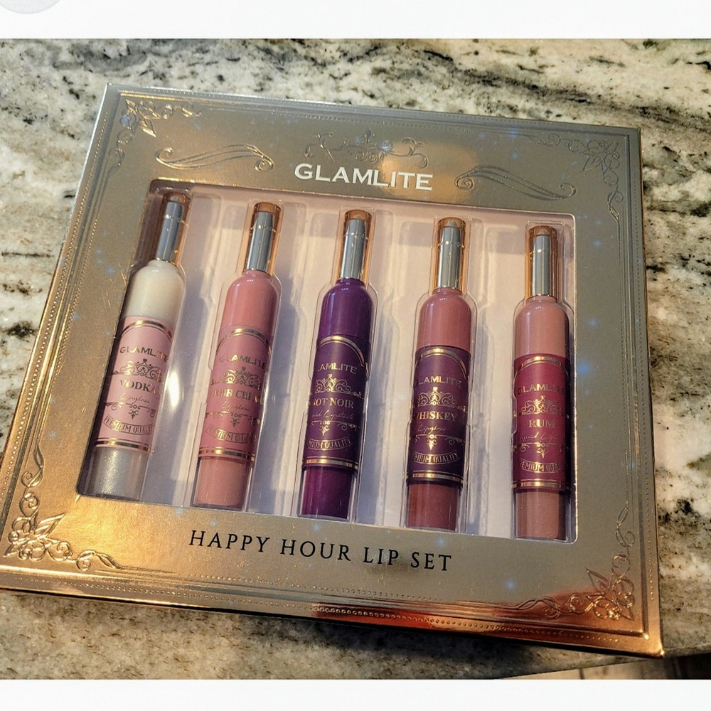 Glamlite Happy Hour Lip Gloss Set 5 Vodka Irish Cream Pinot Noir Whiskey Rum NIB